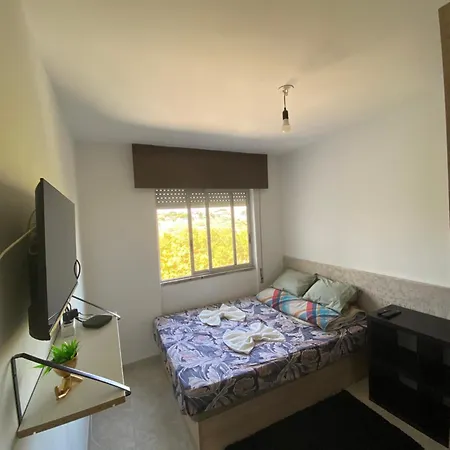 Quarto Loures *